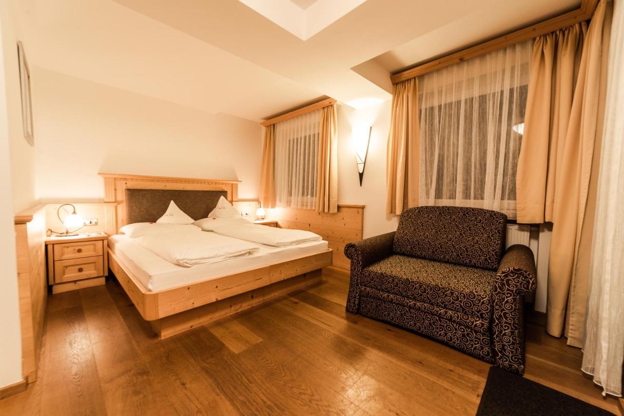 Garni Villa Erna Сельва-ди-Валь-Гардена Экстерьер фото
