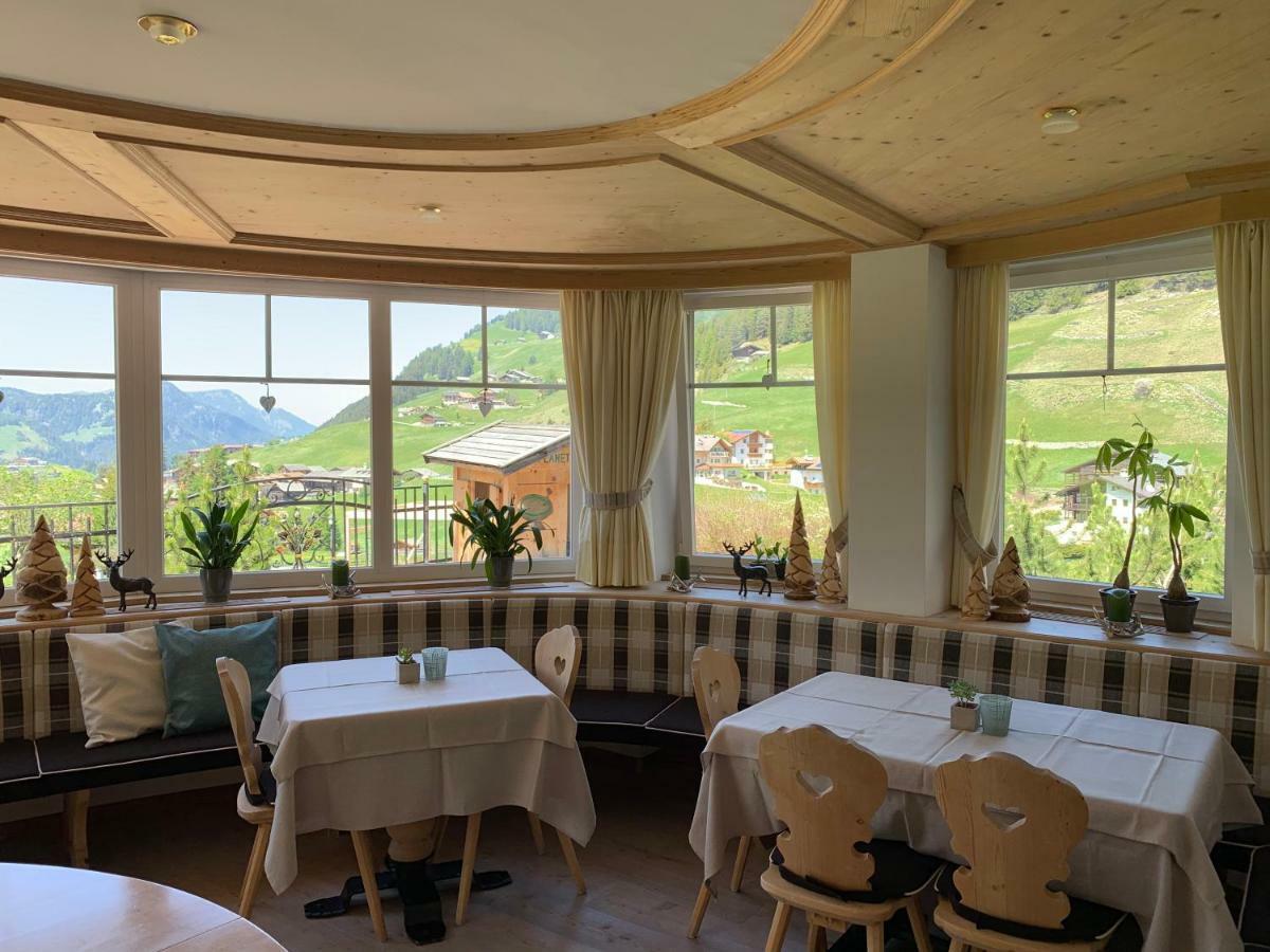 Garni Villa Erna Сельва-ди-Валь-Гардена Экстерьер фото